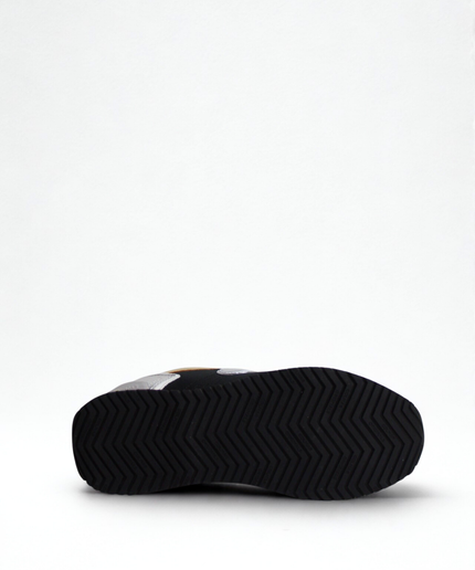 Sneakers travis 013