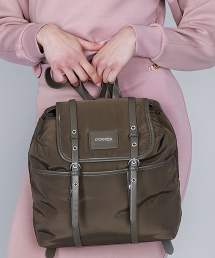 zaino in nylon oliva