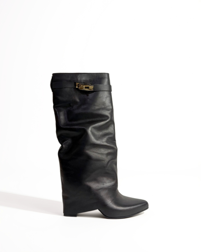 Stivale nero in pelle