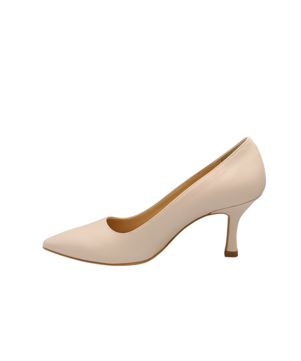 Nude neckline