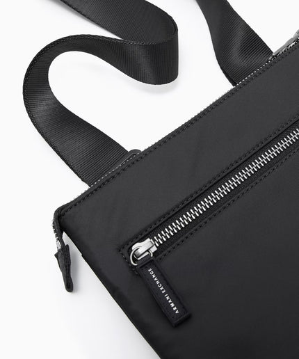 Borsa nera a tracolla