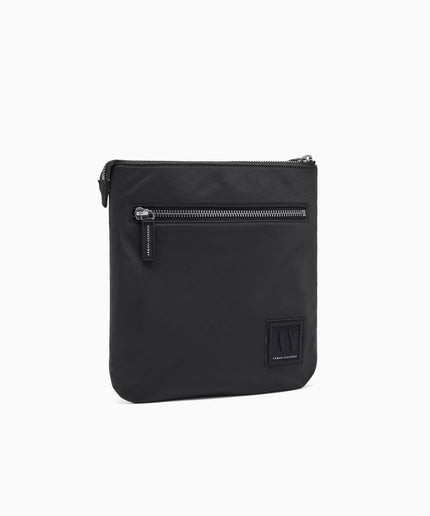 Borsa nera a tracolla
