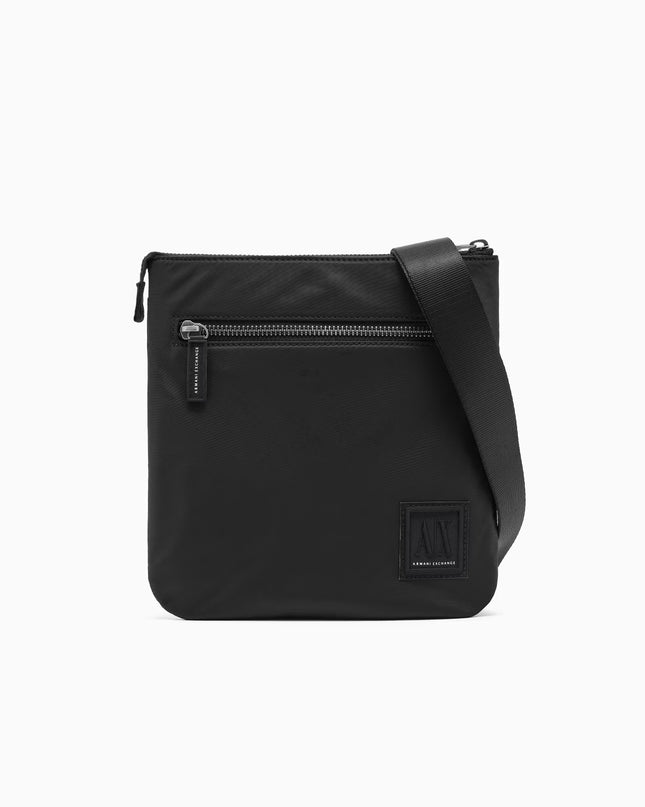 Borsa nera a tracolla