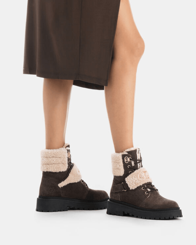 Anfibi in suede con dettagli warm - Piedi Folli