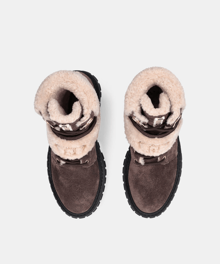 Anfibi in suede con dettagli warm - Piedi Folli