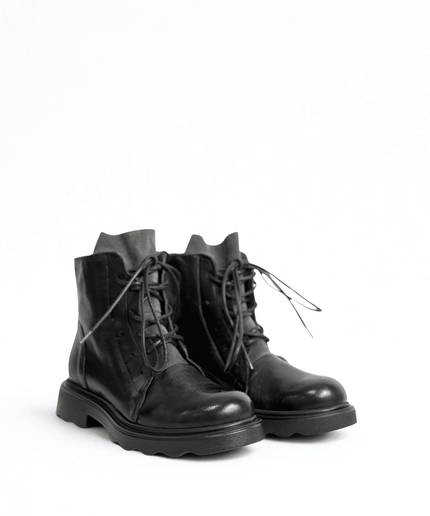 Anfibio nero in pelle - Piedi Folli