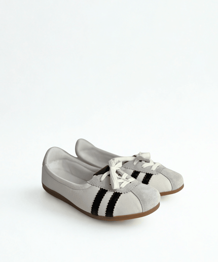 Ballerina a scarpa bianco/nero - Piedi Folli