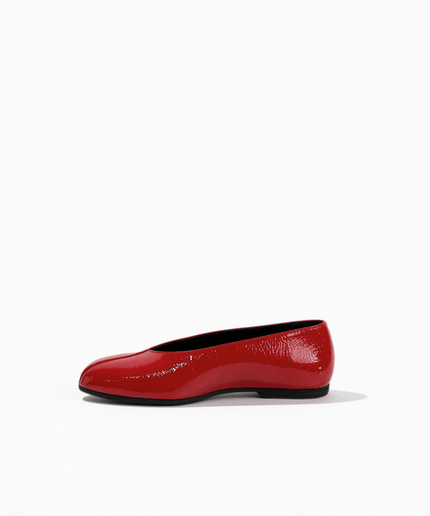 Ballerina in vernice rossa - Piedi Folli