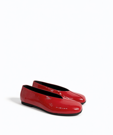 Ballerina in vernice rossa - Piedi Folli