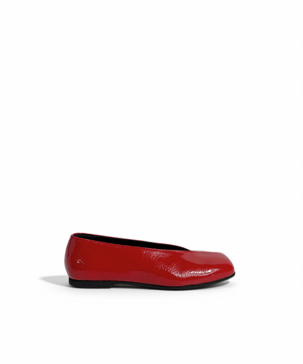 Ballerina in vernice rossa - Piedi Folli
