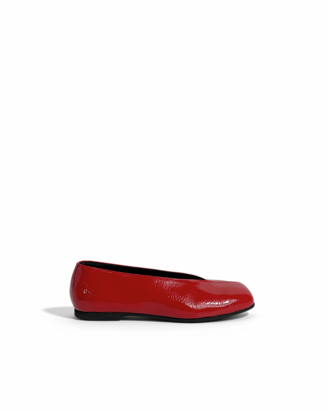 Ballerina in vernice rossa - Piedi Folli