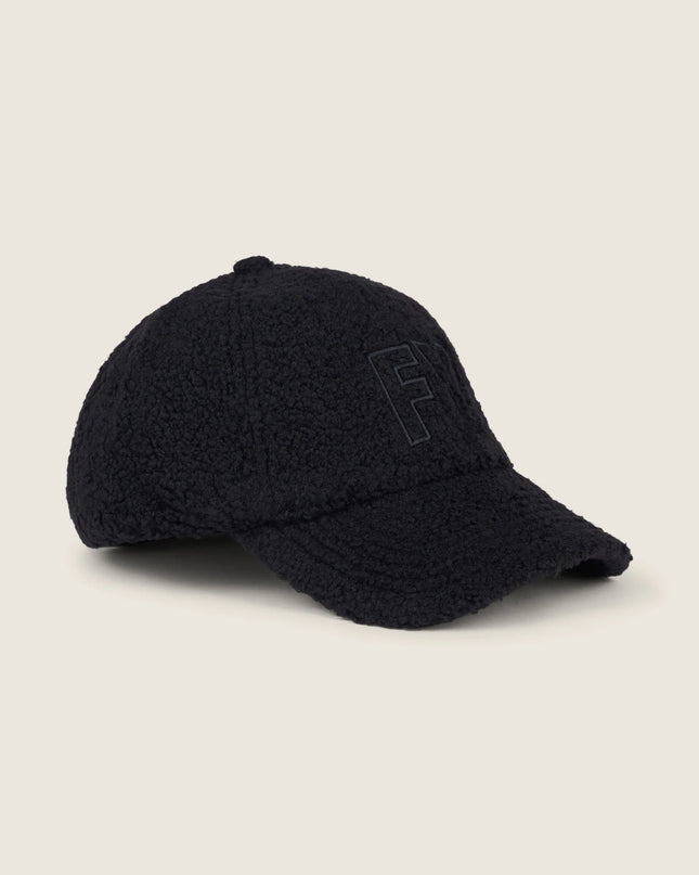 Cappellino sherpa con maxi ricamo FY tono su tono - Piedi Folli