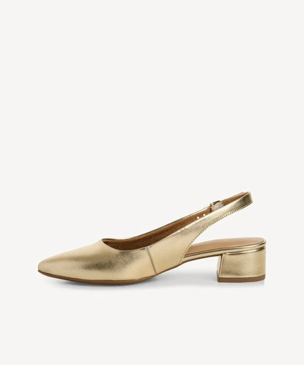 Chanel con cinturino alla caviglia - Piedi Folli