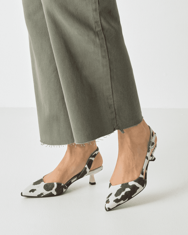 Chanel cow - Piedi Folli