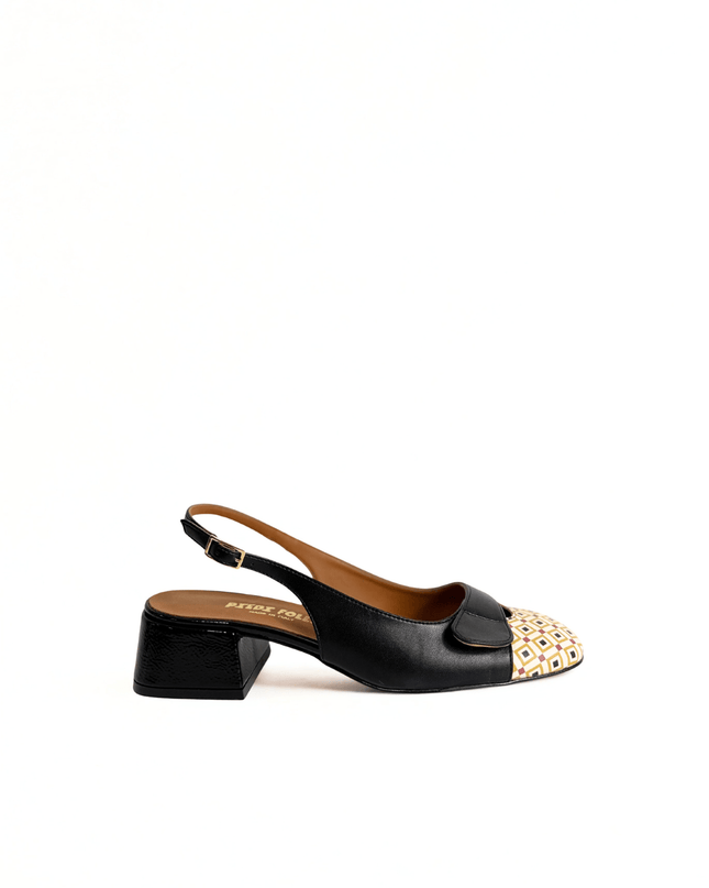 Chanel nero - Piedi Folli