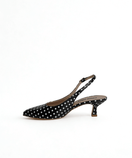 Chanel pois bianca e nera - Piedi Folli