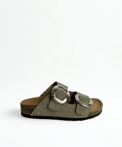 Ciabatta a doppia fascia con borchie in pelle taupe - Piedi Folli