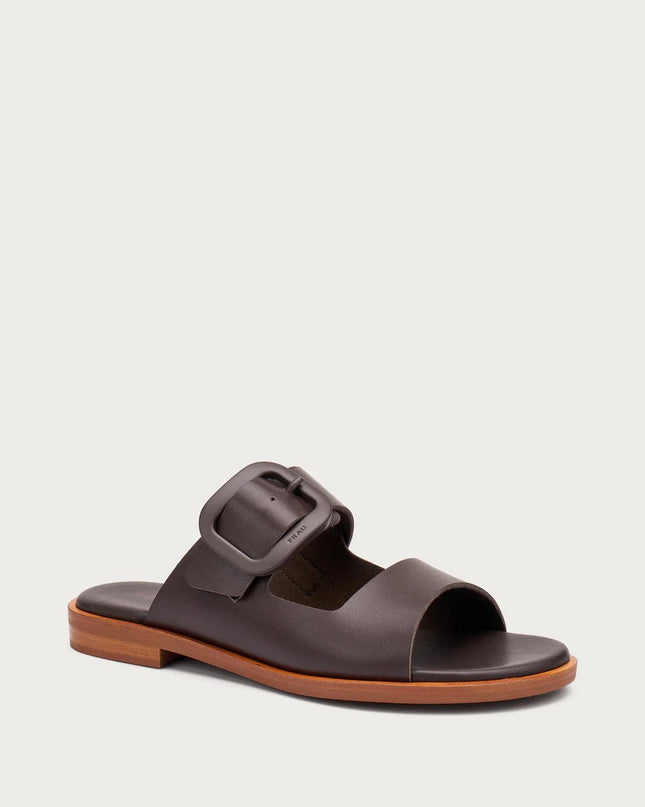 Ciabatte in pelle con fibbia in tono - Piedi Folli