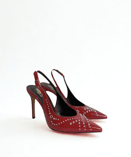 Décolleté a Chanel con borchie rosso - Piedi Folli