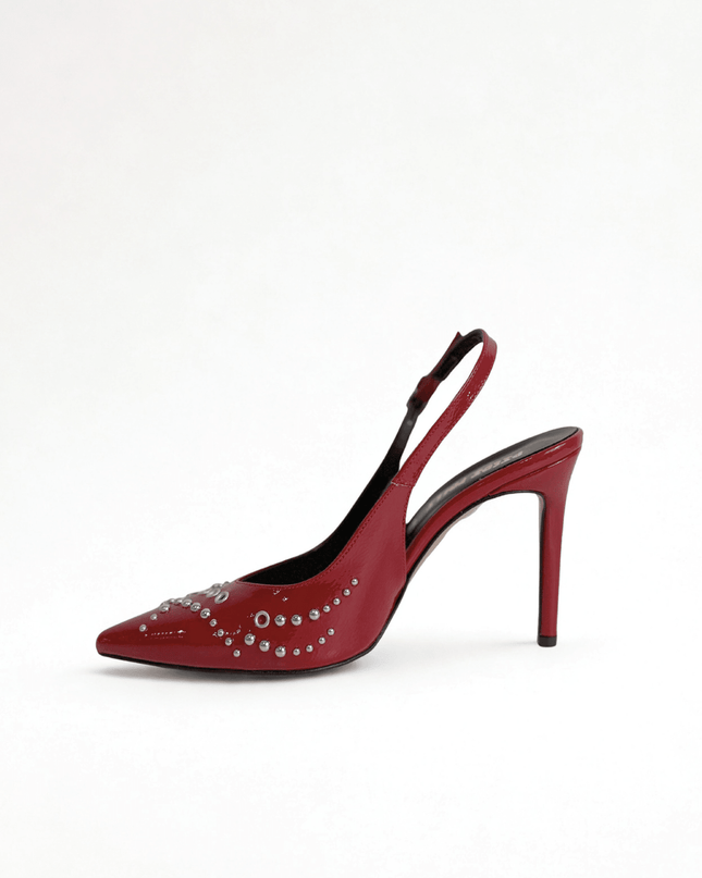 Décolleté a Chanel con borchie rosso - Piedi Folli