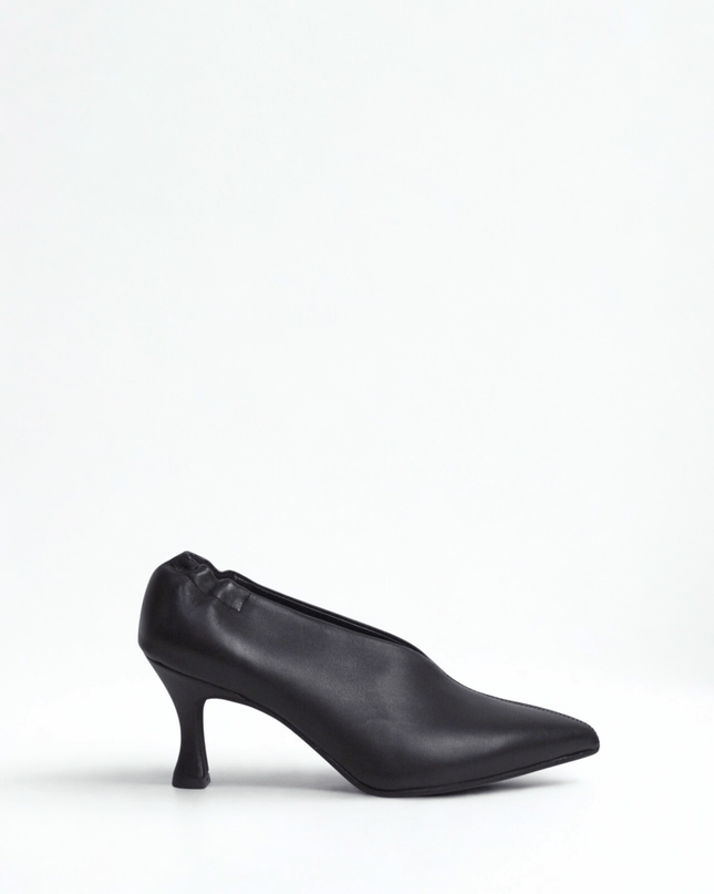 Décolleté nero - Piedi Folli