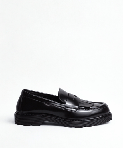 Mocassino nero con frange - Piedi Folli