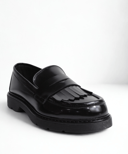 Mocassino nero con frange - Piedi Folli