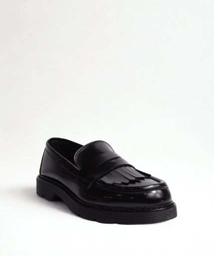 Mocassino nero con frange - Piedi Folli