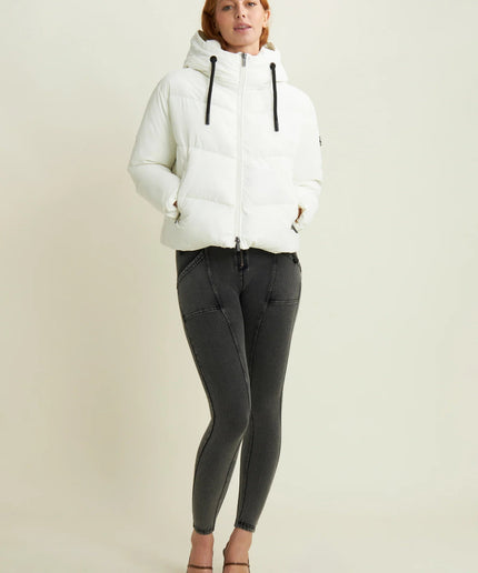 Piumino cropped donna con collo alto e coulisse regolabile - Piedi Folli