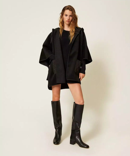 Poncho in maglia con tasche - Piedi Folli