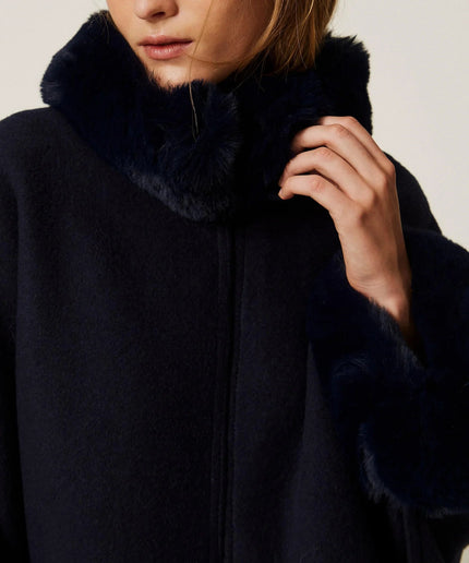 Poncho in panno con faux fur - Piedi Folli