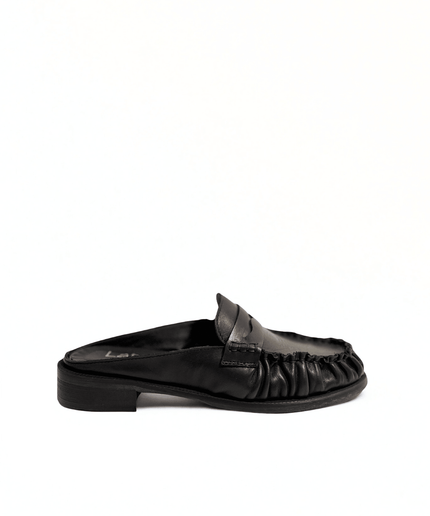 Sabot in pelle nero - Piedi Folli