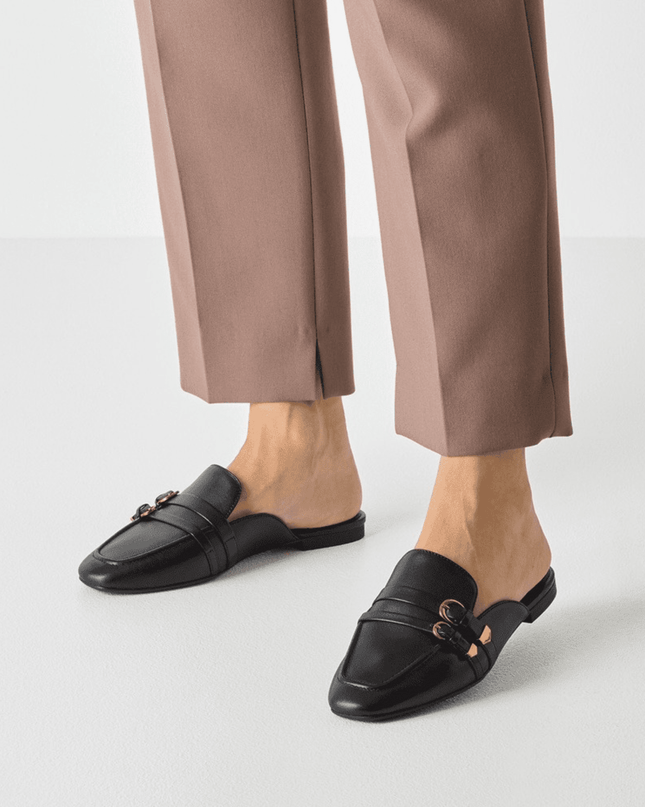 Sabot nero in pelle - Piedi Folli