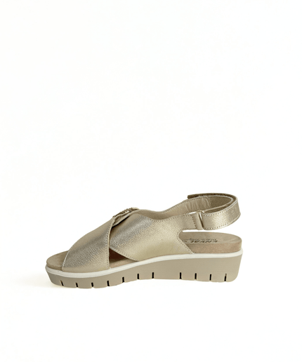 Sandali con intreccio platino - Piedi Folli