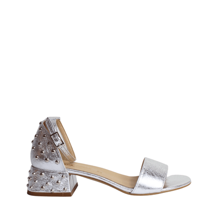 Sandalo con borchie argento laminato - Piedi Folli