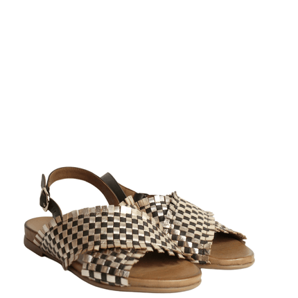 Sandalo in pelle intrecciato - Piedi Folli