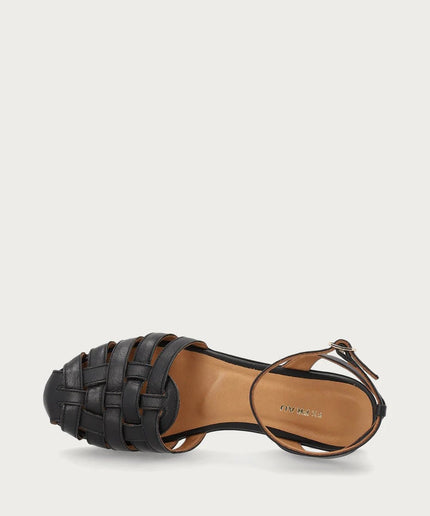 Sandaloa ragnetto in pelle con cinturino alla caviglia - Piedi Folli