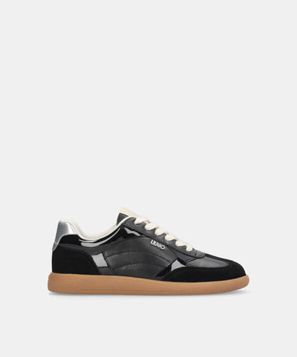Sneakers in pelle nero - Piedi Folli