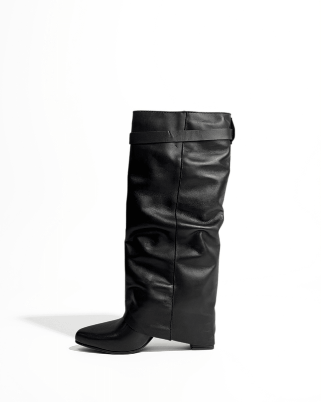 Stivale nero in pelle - Piedi Folli