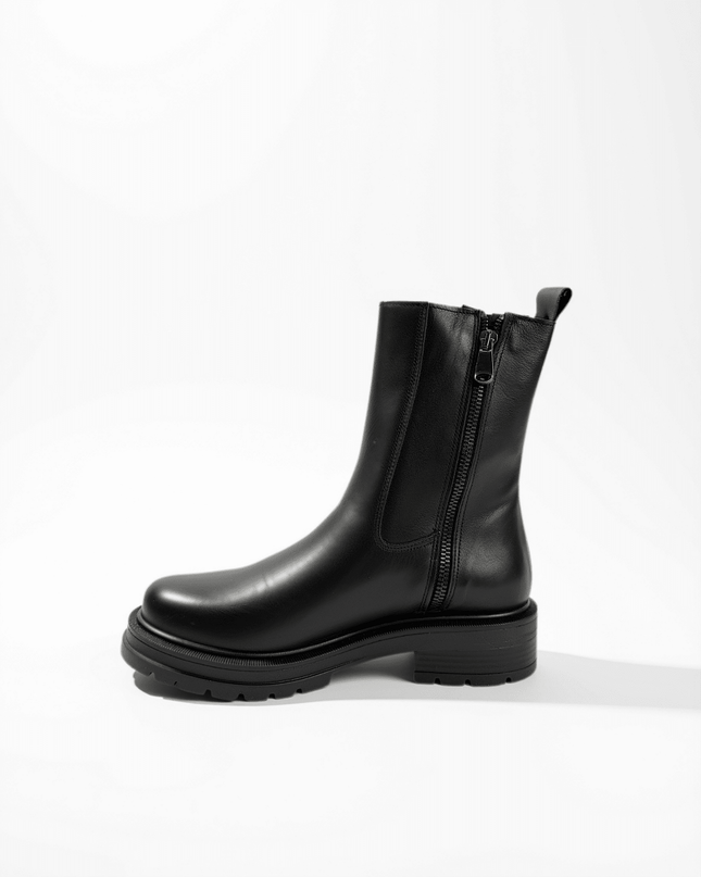 Stivaletto Chelsea in pelle nero - Piedi Folli