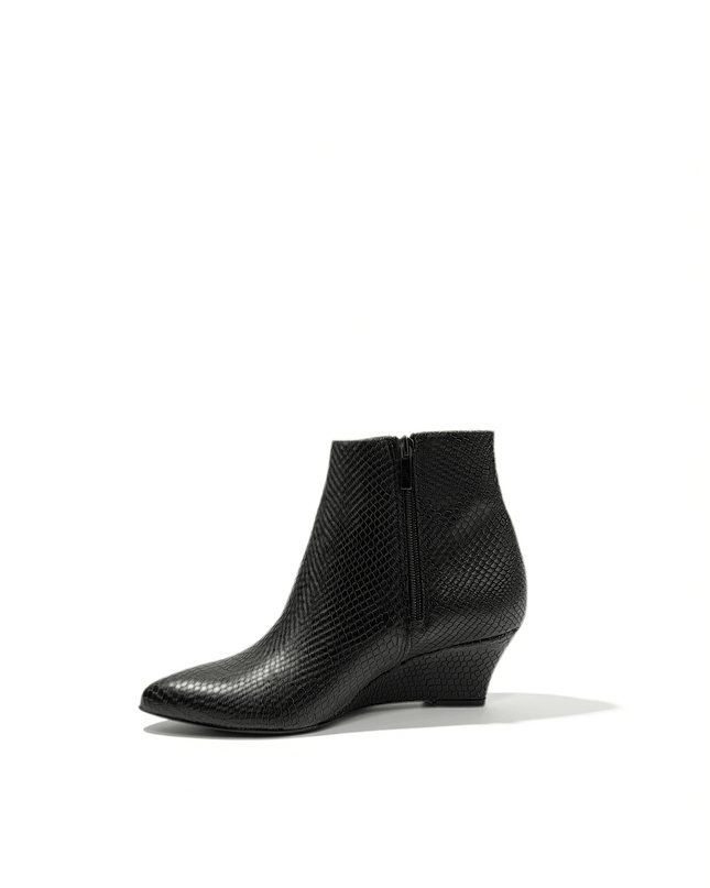 Stivaletto nero in pelle rettile - Piedi Folli