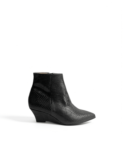 Stivaletto nero in pelle rettile - Piedi Folli