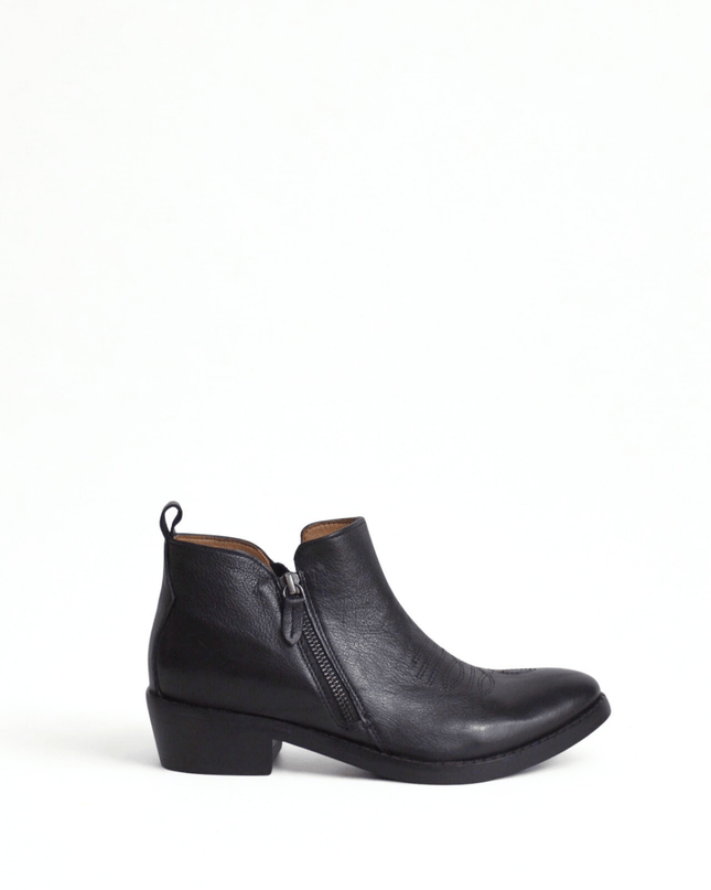 Texano in pelle nero - Piedi Folli