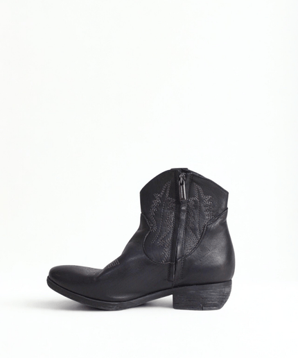 Texano in pelle nero - Piedi Folli