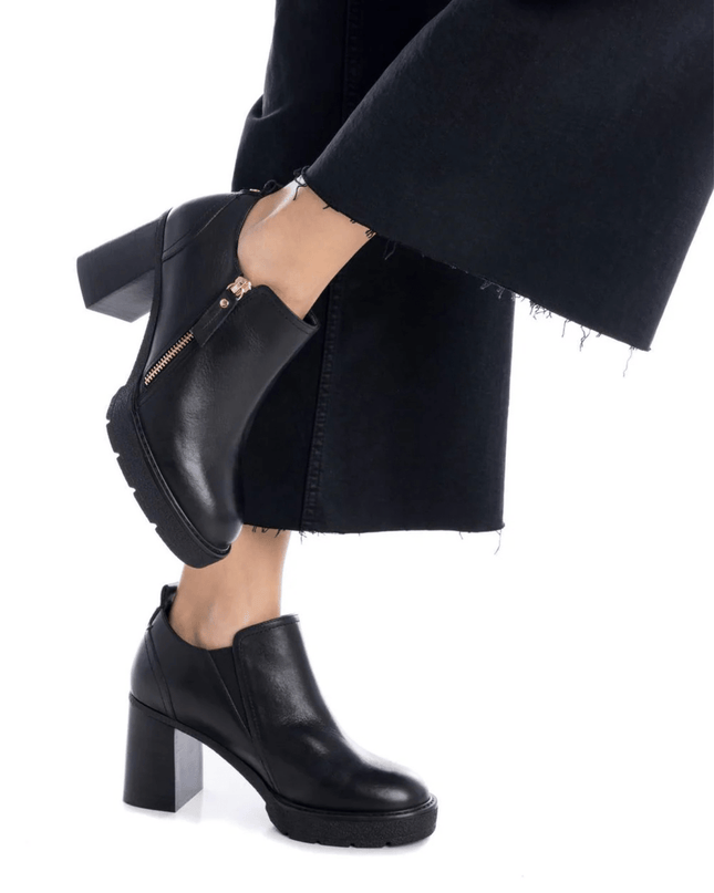 Tronchetto in pelle - Piedi Folli