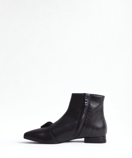 Tronchetto in pelle nero - Piedi Folli