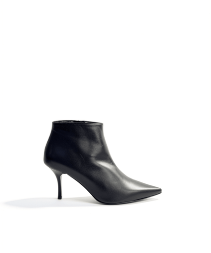 Tronchetto in Pelle nero - Piedi Folli